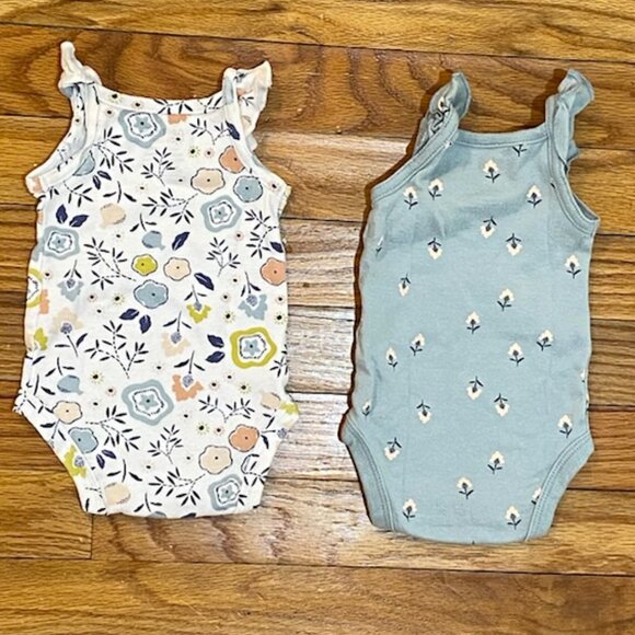 Girls Newborn NB Onesies and Shorts 9-Piece Lot - Picture 5 of 9